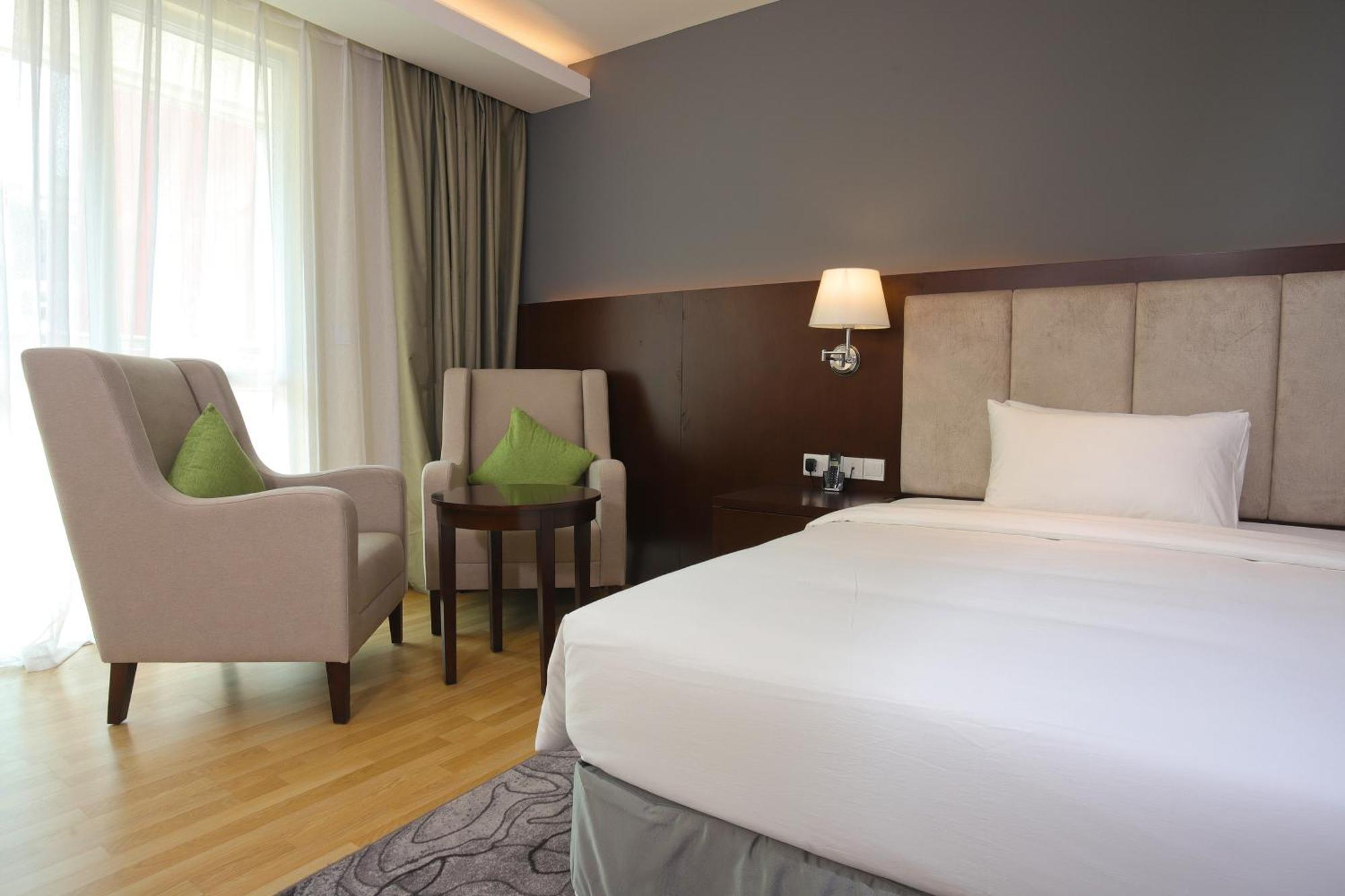 Olympia City Hotel By Dara Phnom-Penh Buitenkant foto
