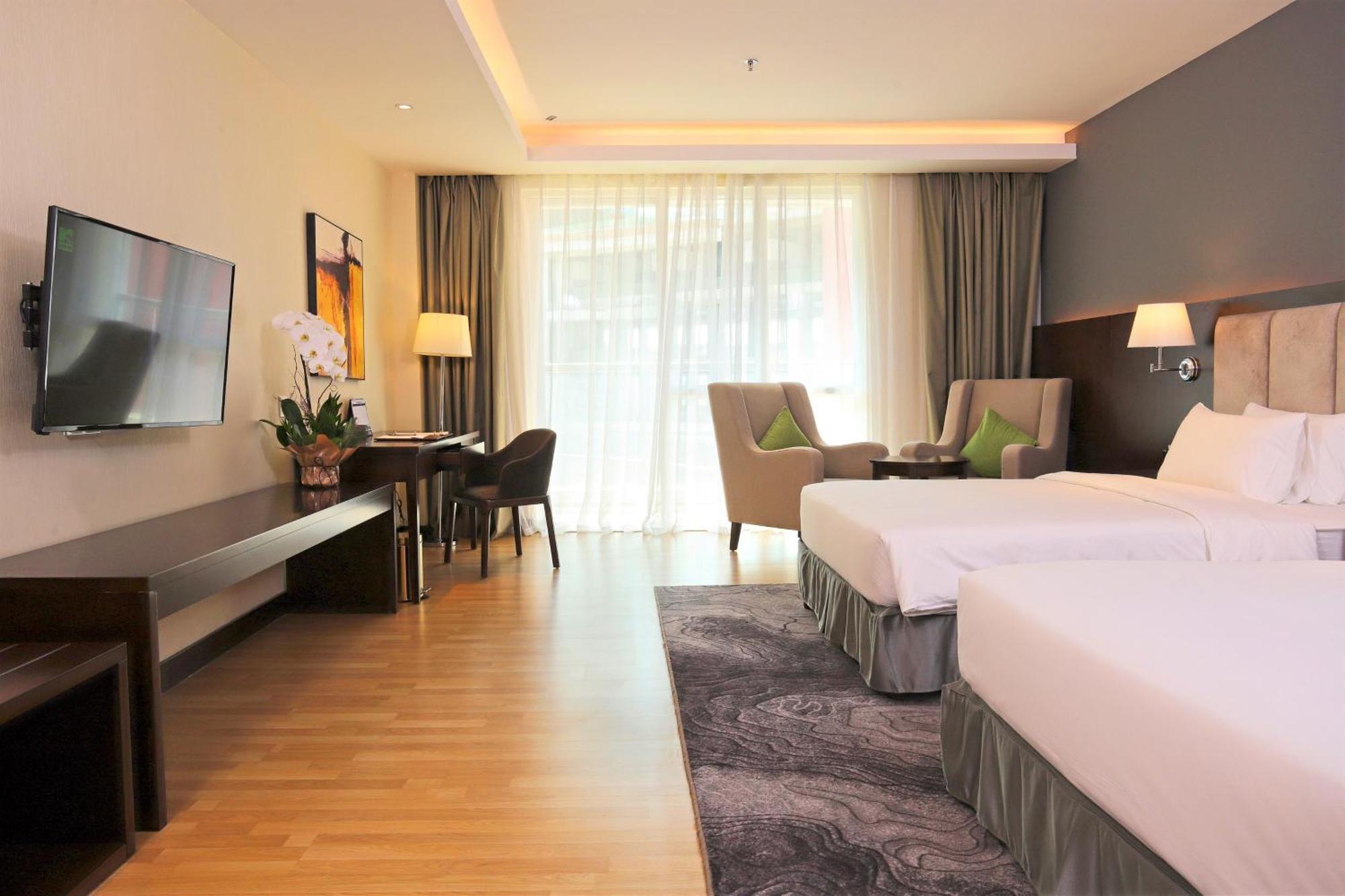Olympia City Hotel By Dara Phnom-Penh Buitenkant foto