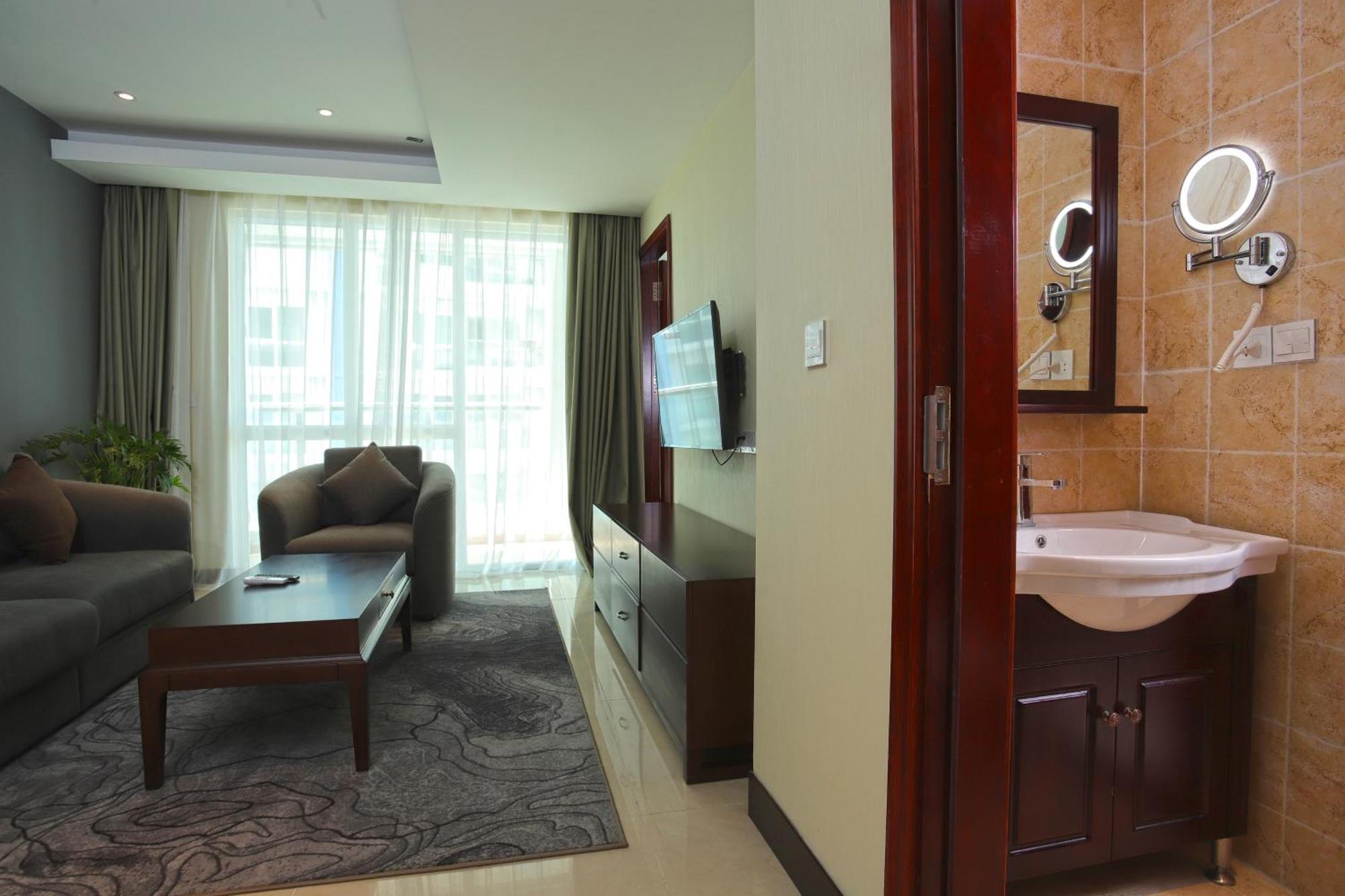 Olympia City Hotel By Dara Phnom-Penh Buitenkant foto